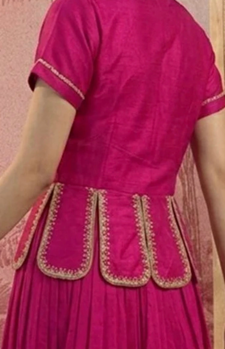 Pink skirt top embroidery