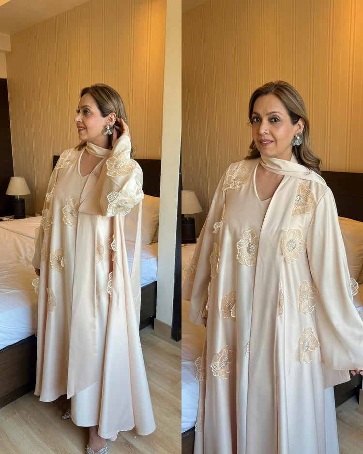 Cream 3d flower easy fit gown