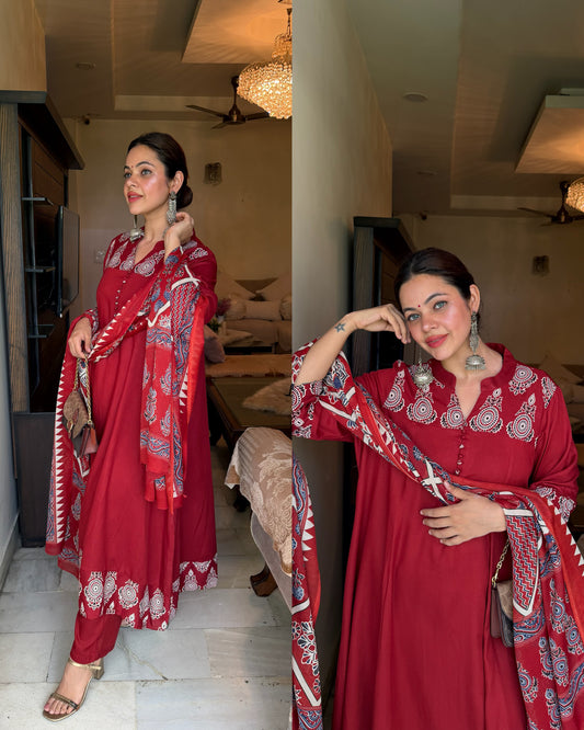 Maroon cotton 3 peice suit