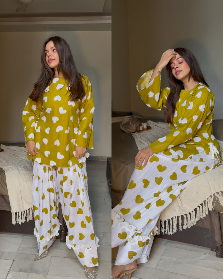 Green white hearts farsi set