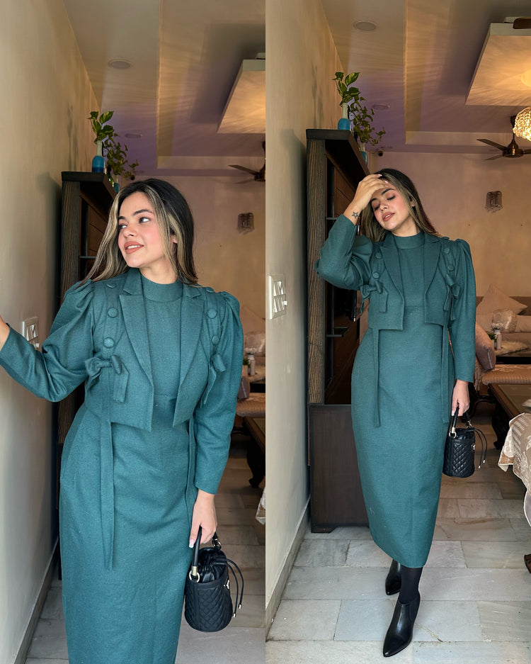 Green woollen short jacket set