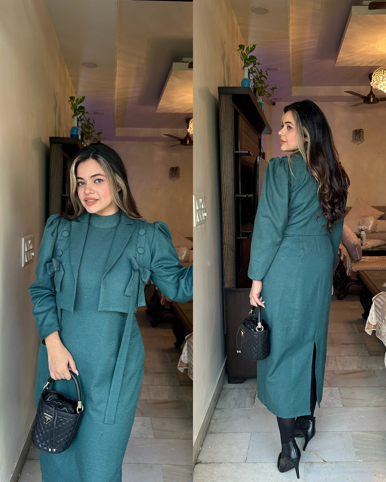 Green woollen short jacket set