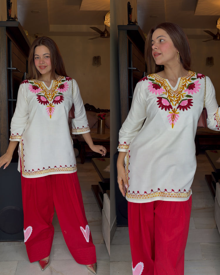 Off white kashmiri embroidery kurti farsi set