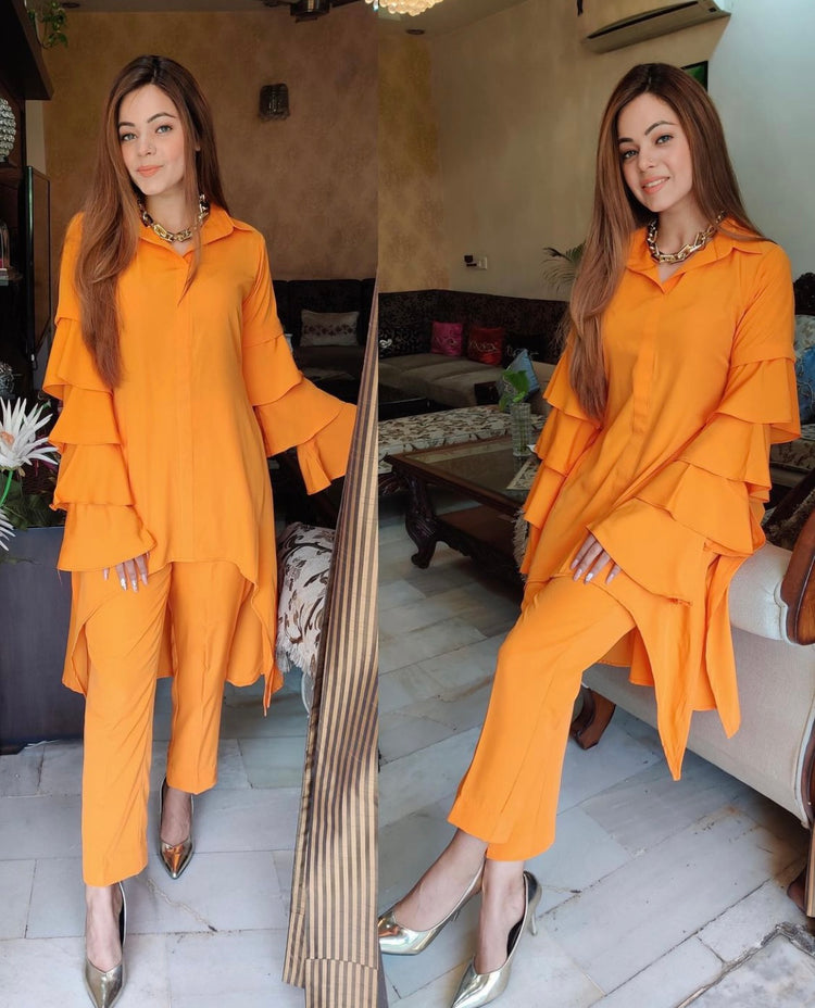 Layered sleeves set