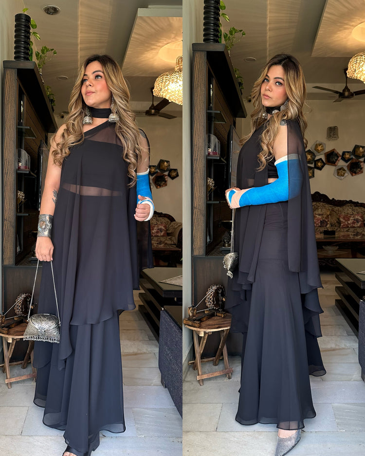 Black asymmetrical set