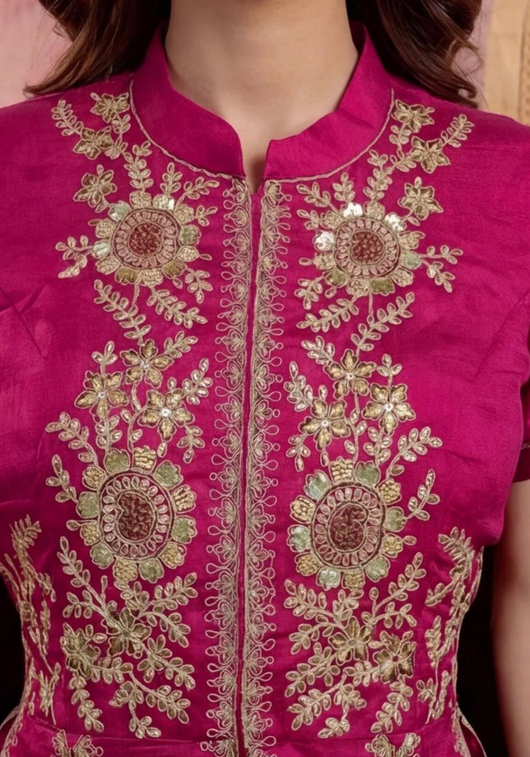 Pink skirt top embroidery