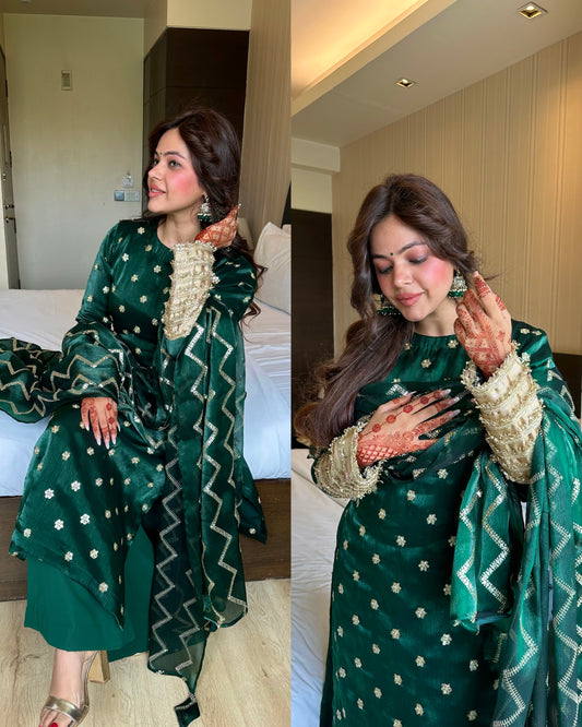 Bottle green embroidery straight festive suit