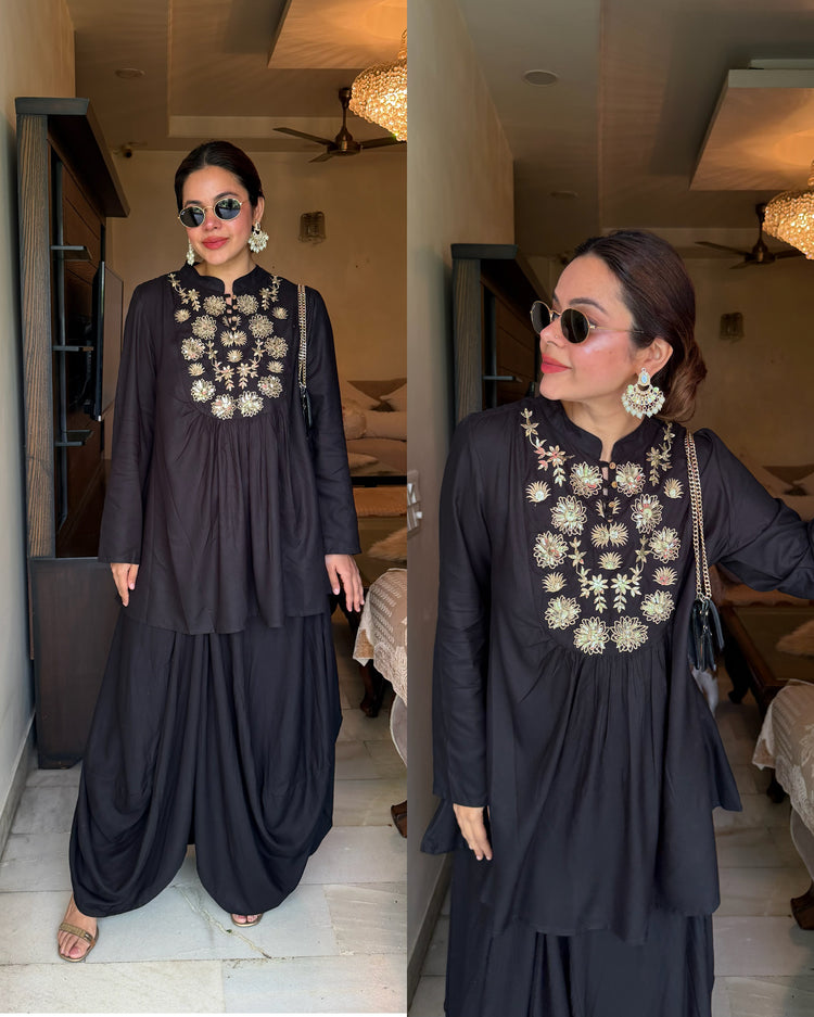 Black embroidered cotton rayon set